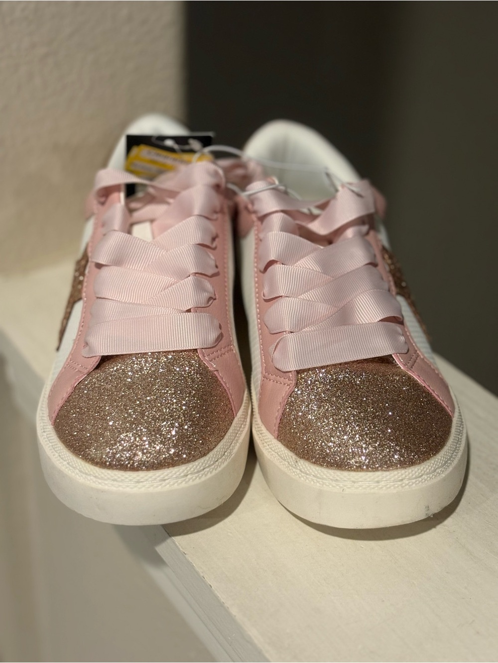 NEW art class Girls' Kaitlyn Court Sneakers Shoes Pink Glitter Stars Youth Sz 4Y - Picture 5 of 6